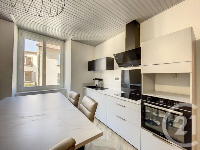 Appartement F3 &agrave; louer - 3 pi&egrave;ces - 64,06 m2 - Les Martres De Veyre - 63 - AUVERGNE
