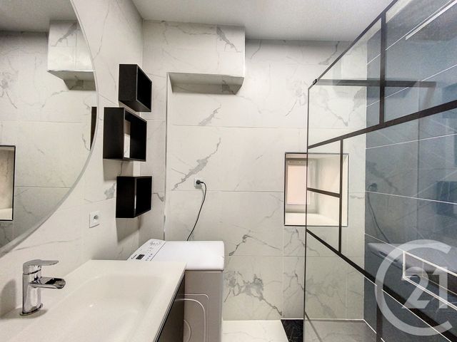 Appartement F3 &agrave; louer - 3 pi&egrave;ces - 64,06 m2 - Les Martres De Veyre - 63 - AUVERGNE