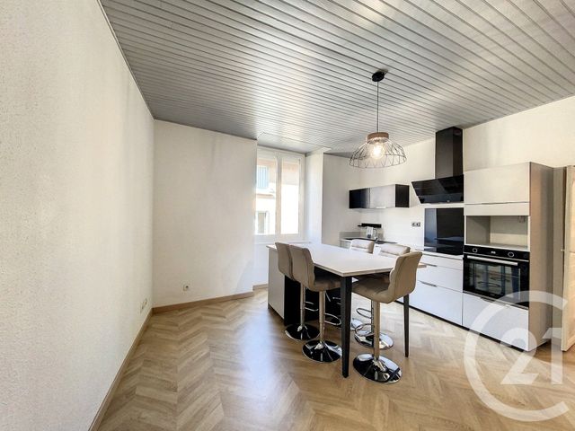 Appartement F3 &agrave; louer - 3 pi&egrave;ces - 64,06 m2 - Les Martres De Veyre - 63 - AUVERGNE