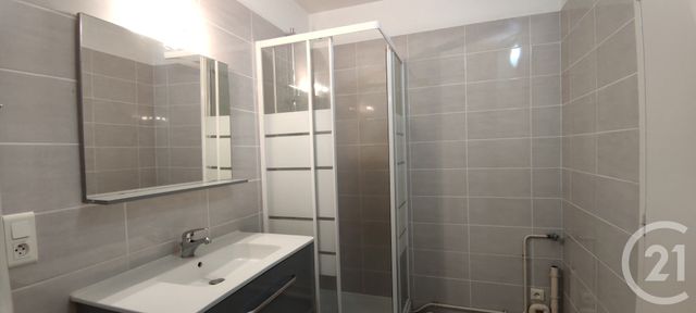 Maison &agrave; louer - 3 pi&egrave;ces - 52,67 m2 - Clermont Ferrand - 63 - AUVERGNE