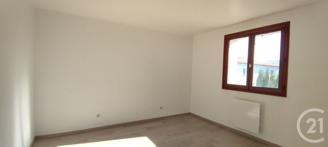 Maison &agrave; louer - 3 pi&egrave;ces - 52,67 m2 - Clermont Ferrand - 63 - AUVERGNE