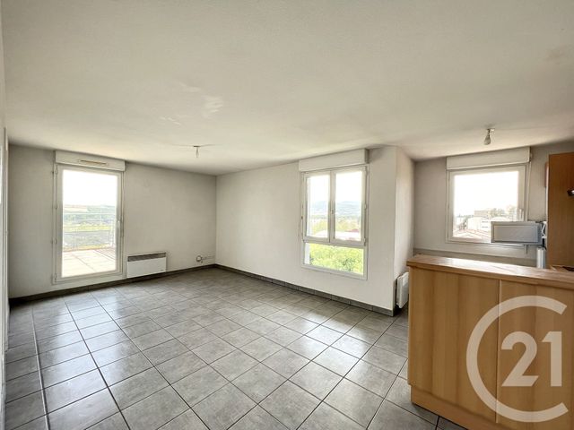 Appartement F3 &agrave; louer - 3 pi&egrave;ces - 57,22 m2 - Cournon D Auvergne - 63 - AUVERGNE