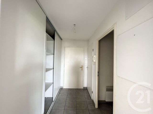 Appartement F3 &agrave; louer - 3 pi&egrave;ces - 57,22 m2 - Cournon D Auvergne - 63 - AUVERGNE