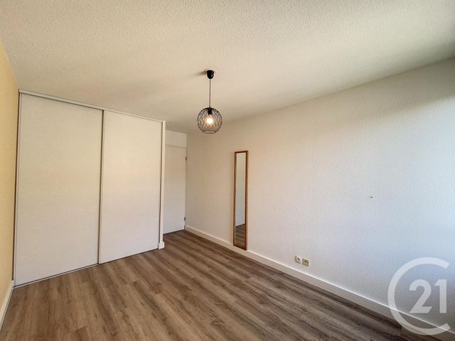 Appartement F3 &agrave; louer - 3 pi&egrave;ces - 63,27 m2 - Clermont Ferrand - 63 - AUVERGNE