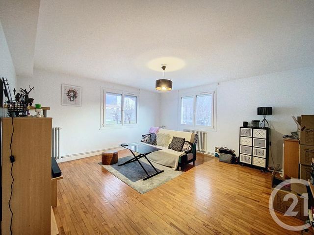 Appartement F3 &agrave; louer - 3 pi&egrave;ces - 80,99 m2 - Lempdes - 63 - AUVERGNE