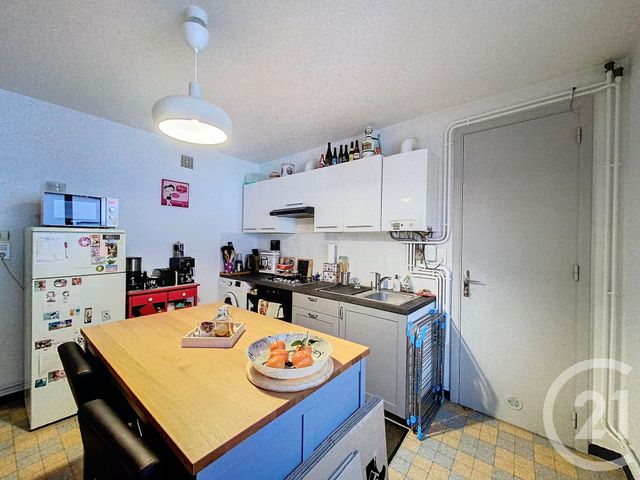 Appartement F3 &agrave; louer - 3 pi&egrave;ces - 80,99 m2 - Lempdes - 63 - AUVERGNE