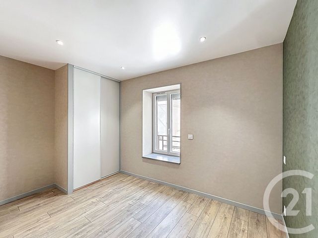 Appartement F2 &agrave; louer - 2 pi&egrave;ces - 42,91 m2 - Les Martres De Veyre - 63 - AUVERGNE