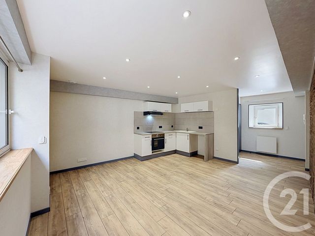 Appartement F2 &agrave; louer - 2 pi&egrave;ces - 52,65 m2 - Les Martres De Veyre - 63 - AUVERGNE