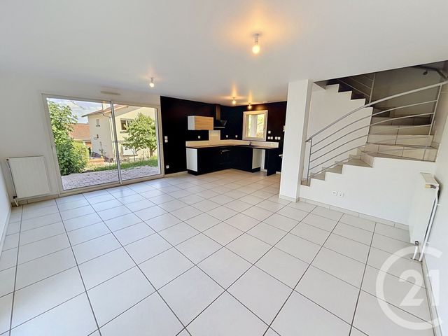 Maison &agrave; louer - 4 pi&egrave;ces - 75,62 m2 - Cournon D Auvergne - 63 - AUVERGNE