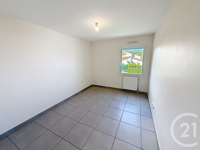 Maison &agrave; louer - 4 pi&egrave;ces - 75,62 m2 - Cournon D Auvergne - 63 - AUVERGNE