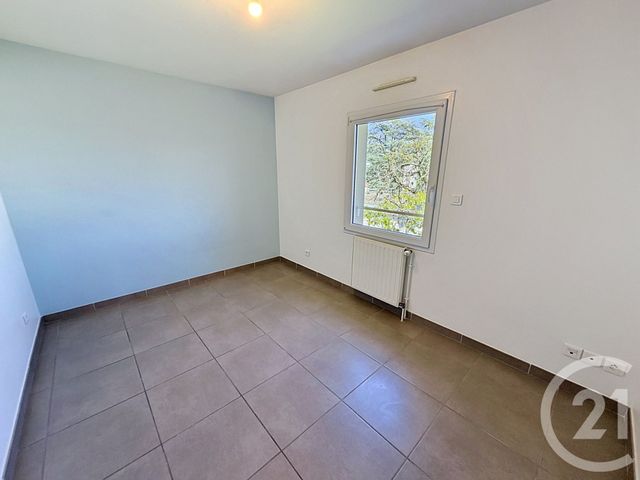 Maison &agrave; louer - 4 pi&egrave;ces - 75,62 m2 - Cournon D Auvergne - 63 - AUVERGNE