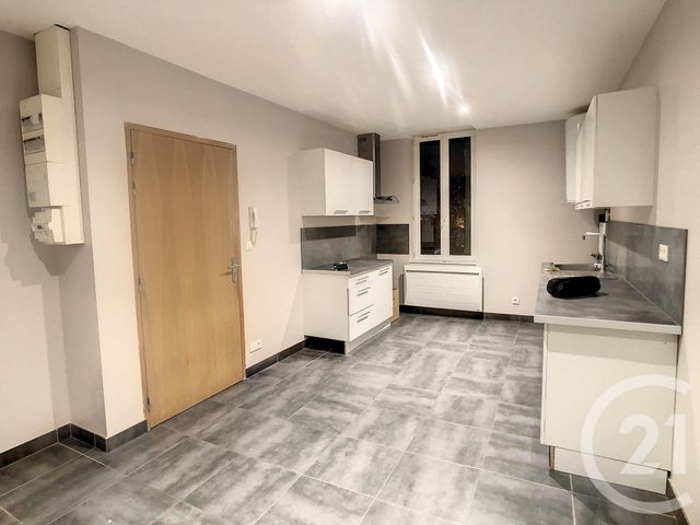 Appartement F2 &agrave; louer - 2 pi&egrave;ces - 32,50 m2 - Moulins - 03 - AUVERGNE