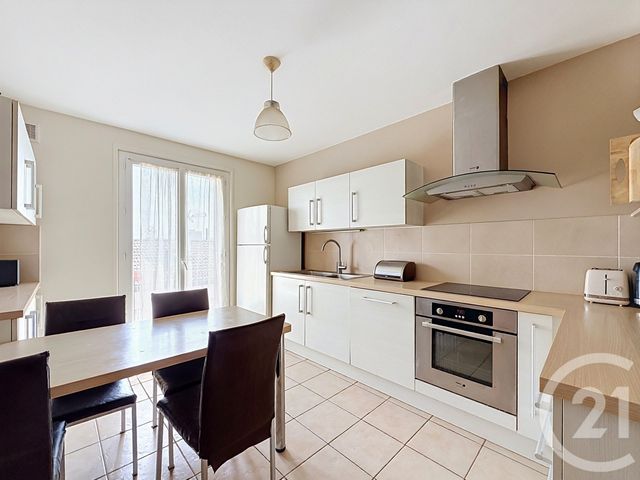 Maison &agrave; vendre - 6 pi&egrave;ces - 150,06 m2 - Cournon D Auvergne - 63 - AUVERGNE