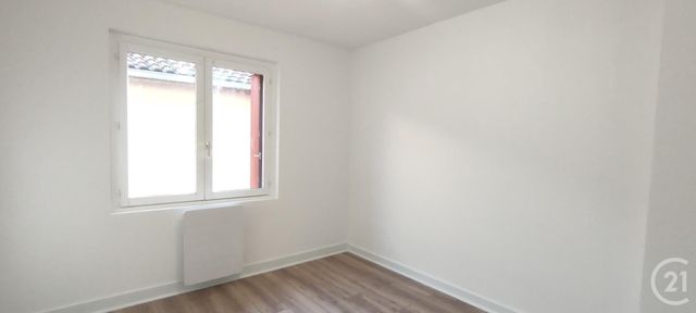 Maison &agrave; louer - 3 pi&egrave;ces - 54,69 m2 - Aulnat - 63 - AUVERGNE