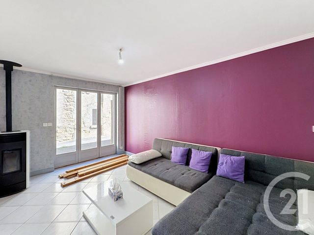 Maison &agrave; louer - 5 pi&egrave;ces - 104 m2 - Chanonat - 63 - AUVERGNE