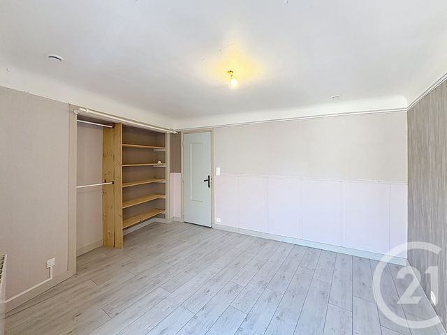 Maison &agrave; louer - 5 pi&egrave;ces - 104 m2 - Chanonat - 63 - AUVERGNE
