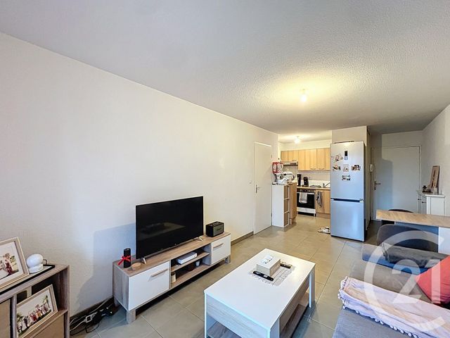 Appartement &agrave; louer - 2 pi&egrave;ces - 40,33 m2 - Cournon D Auvergne - 63 - AUVERGNE
