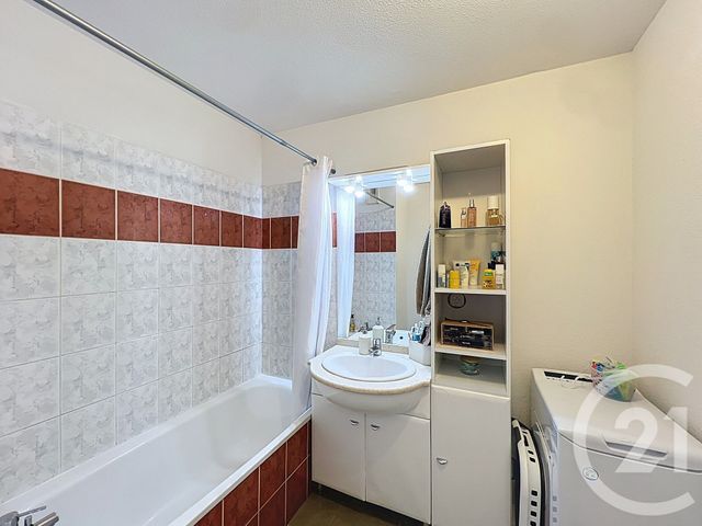 Appartement &agrave; louer - 2 pi&egrave;ces - 40,33 m2 - Cournon D Auvergne - 63 - AUVERGNE