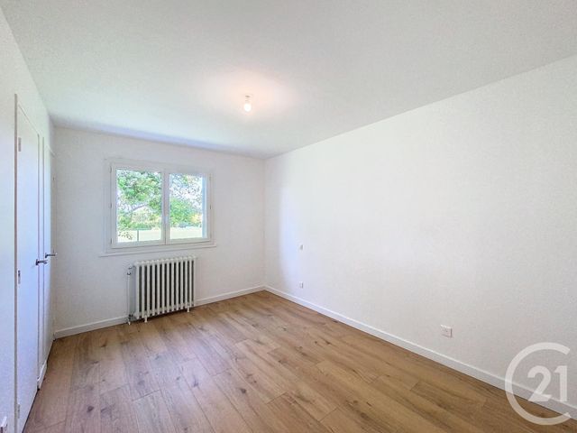 Maison &agrave; louer - 4 pi&egrave;ces - 91,24 m2 - Cournon D Auvergne - 63 - AUVERGNE