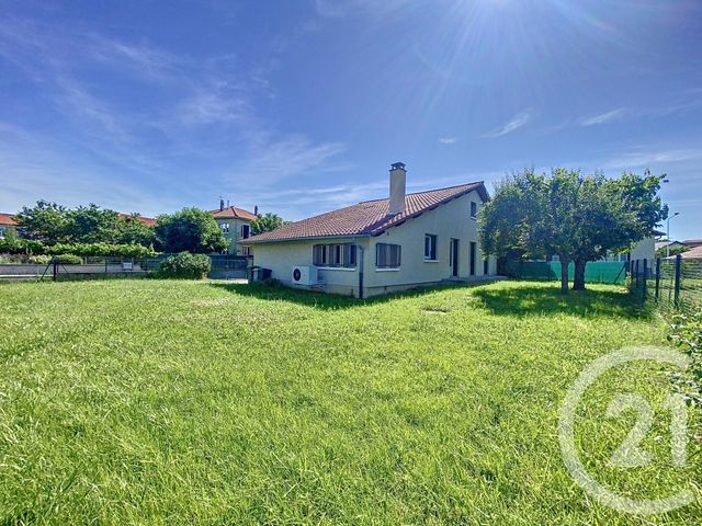 Maison &agrave; louer - 4 pi&egrave;ces - 91,24 m2 - Cournon D Auvergne - 63 - AUVERGNE