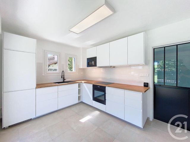 Maison &agrave; louer - 4 pi&egrave;ces - 91,24 m2 - Cournon D Auvergne - 63 - AUVERGNE