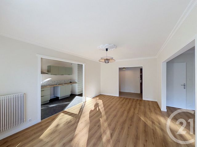 Appartement F4 &agrave; louer - 4 pi&egrave;ces - 94,61 m2 - Cournon D Auvergne - 63 - AUVERGNE