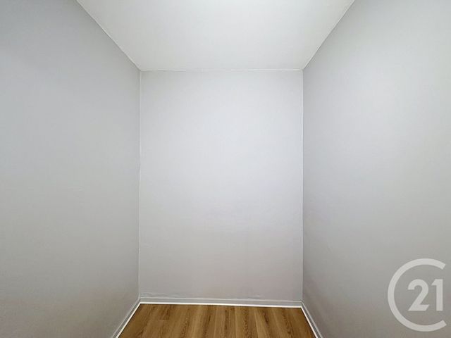 Appartement F4 &agrave; louer - 4 pi&egrave;ces - 94,61 m2 - Cournon D Auvergne - 63 - AUVERGNE