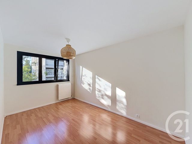 Appartement F4 &agrave; louer - 4 pi&egrave;ces - 94,61 m2 - Cournon D Auvergne - 63 - AUVERGNE