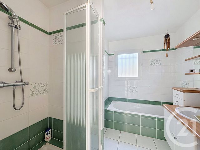 Maison &agrave; vendre - 6 pi&egrave;ces - 121,71 m2 - St Bonnet Les Allier - 63 - AUVERGNE