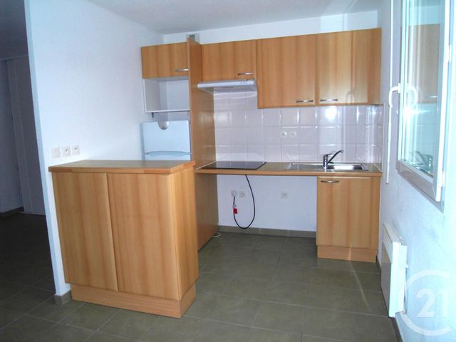Appartement F3 &agrave; louer - 3 pi&egrave;ces - 65,19 m2 - Cournon D Auvergne - 63 - AUVERGNE
