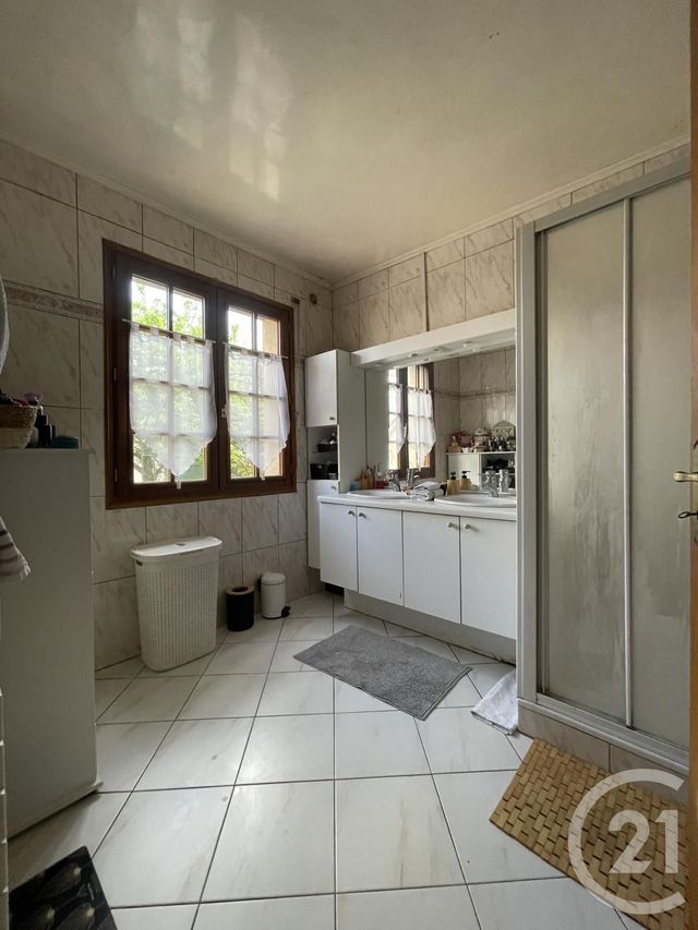 Maison à vendre - 8 pièces - 154,14 m2 - Villeparisis - 77 - ILE-DE-FRANCE