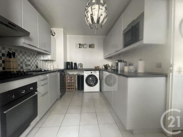 Appartement F3 à vendre - 3 pièces - 59,64 m2 - Villeparisis - 77 - ILE-DE-FRANCE