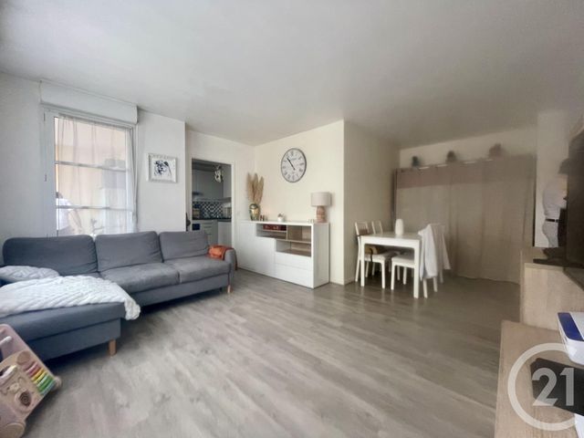 Appartement F3 à vendre - 3 pièces - 59,64 m2 - Villeparisis - 77 - ILE-DE-FRANCE