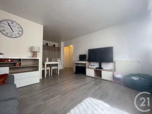 Appartement F3 à vendre - 3 pièces - 59,64 m2 - Villeparisis - 77 - ILE-DE-FRANCE