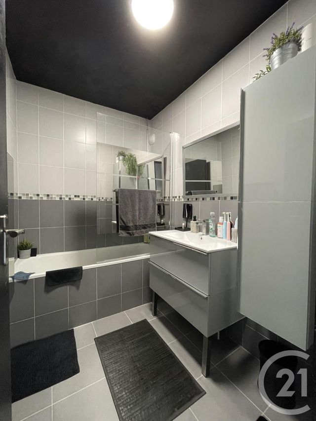 Appartement F4 &agrave; vendre - 4 pi&egrave;ces - 88,17 m2 - Villeparisis - 77 - ILE-DE-FRANCE