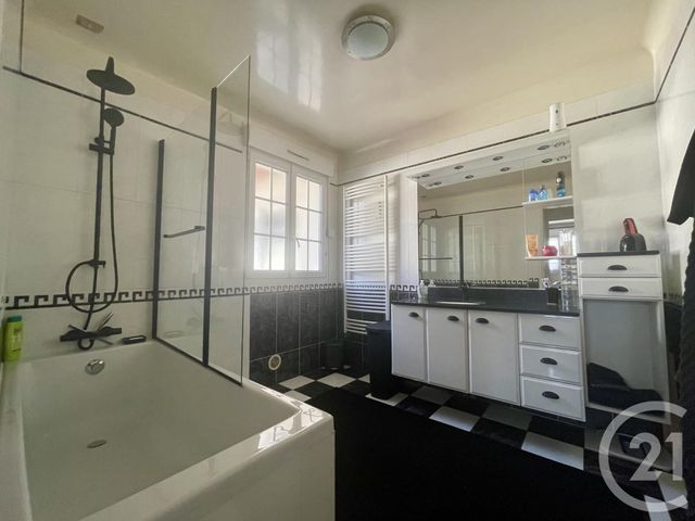 Maison &agrave; vendre - 9 pi&egrave;ces - 197,70 m2 - Livry Gargan - 93 - ILE-DE-FRANCE