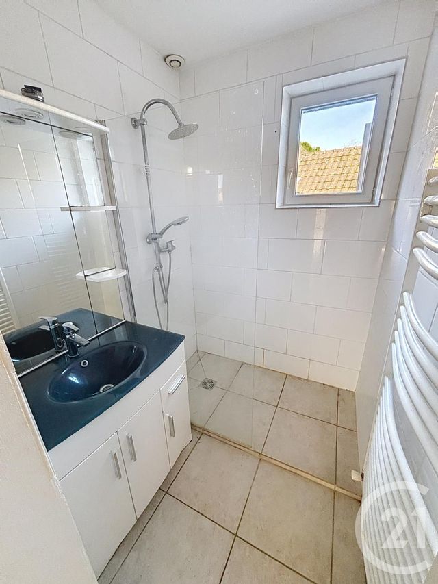 Appartement F3 à louer - 3 pièces - 63,50 m2 - Givry - 71 - BOURGOGNE