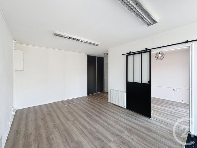 Local commercial à louer - 30.0 m2 - 71 - Saone-et-Loire