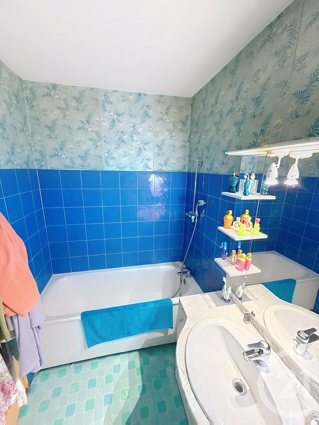 Appartement F4 à vendre - 4 pièces - 75,57 m2 - Chalon Sur Saone - 71 - BOURGOGNE