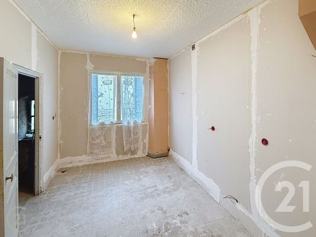 Maison &agrave; vendre - 6 pi&egrave;ces - 136 m2 - Varennes Le Grand - 71 - BOURGOGNE