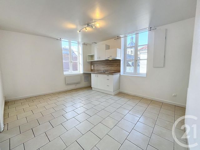 Appartement F2 &agrave; louer - 2 pi&egrave;ces - 32,25 m2 - Chalon Sur Saone - 71 - BOURGOGNE
