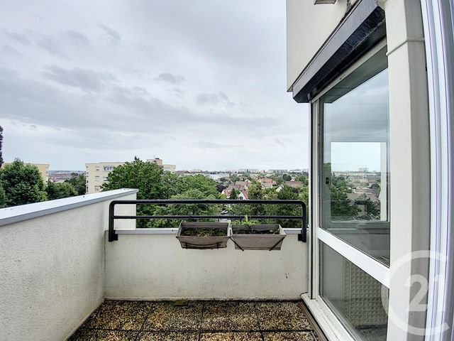 Appartement F2 &agrave; louer - 2 pi&egrave;ces - 56,95 m2 - Chalon Sur Saone - 71 - BOURGOGNE