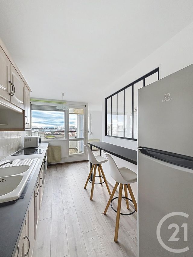 Appartement F2 &agrave; louer - 2 pi&egrave;ces - 56,95 m2 - Chalon Sur Saone - 71 - BOURGOGNE