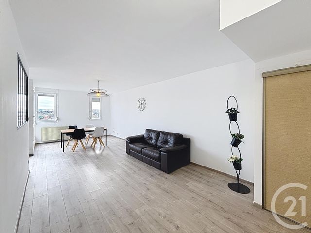 Appartement F2 &agrave; louer - 2 pi&egrave;ces - 56,95 m2 - Chalon Sur Saone - 71 - BOURGOGNE