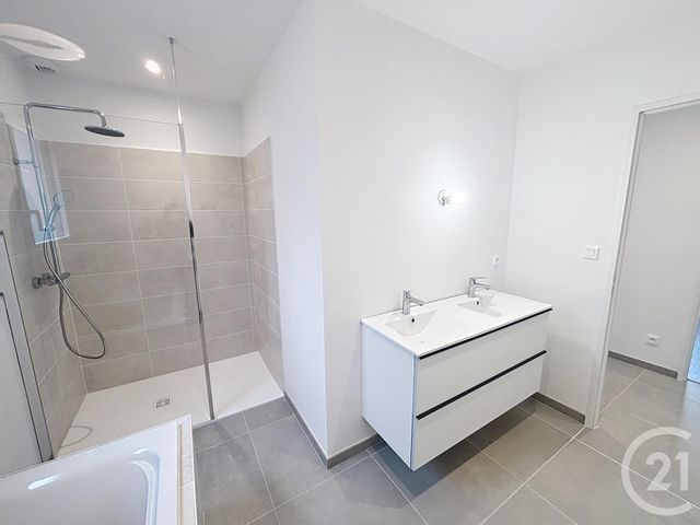 Maison &agrave; louer - 4 pi&egrave;ces - 110 m2 - Baudrieres - 71 - BOURGOGNE