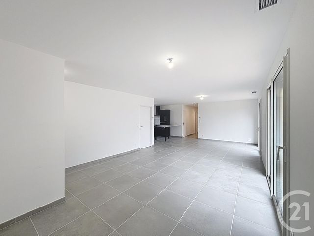 Maison &agrave; louer - 4 pi&egrave;ces - 110 m2 - Baudrieres - 71 - BOURGOGNE