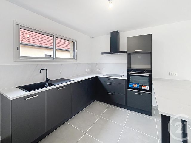 Maison &agrave; louer - 4 pi&egrave;ces - 110 m2 - Baudrieres - 71 - BOURGOGNE