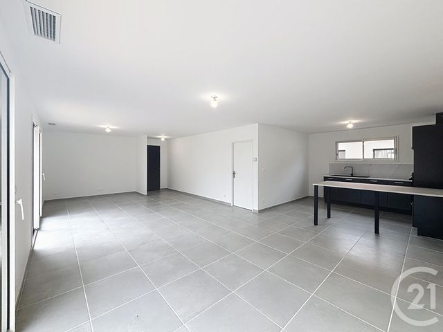 Maison &agrave; louer - 4 pi&egrave;ces - 110 m2 - Baudrieres - 71 - BOURGOGNE