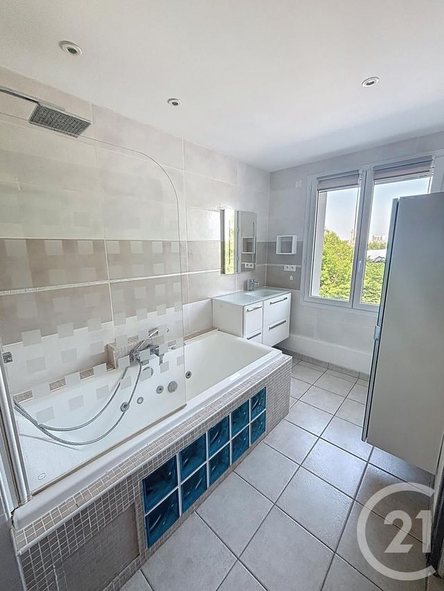 Appartement T3 &agrave; vendre - 3 pi&egrave;ces - 62,78 m2 - Chalon Sur Saone - 71 - BOURGOGNE