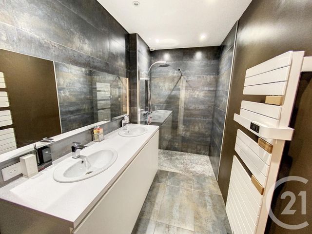 Appartement F4 &agrave; louer - 4 pi&egrave;ces - 125,72 m2 - Chalon Sur Saone - 71 - BOURGOGNE